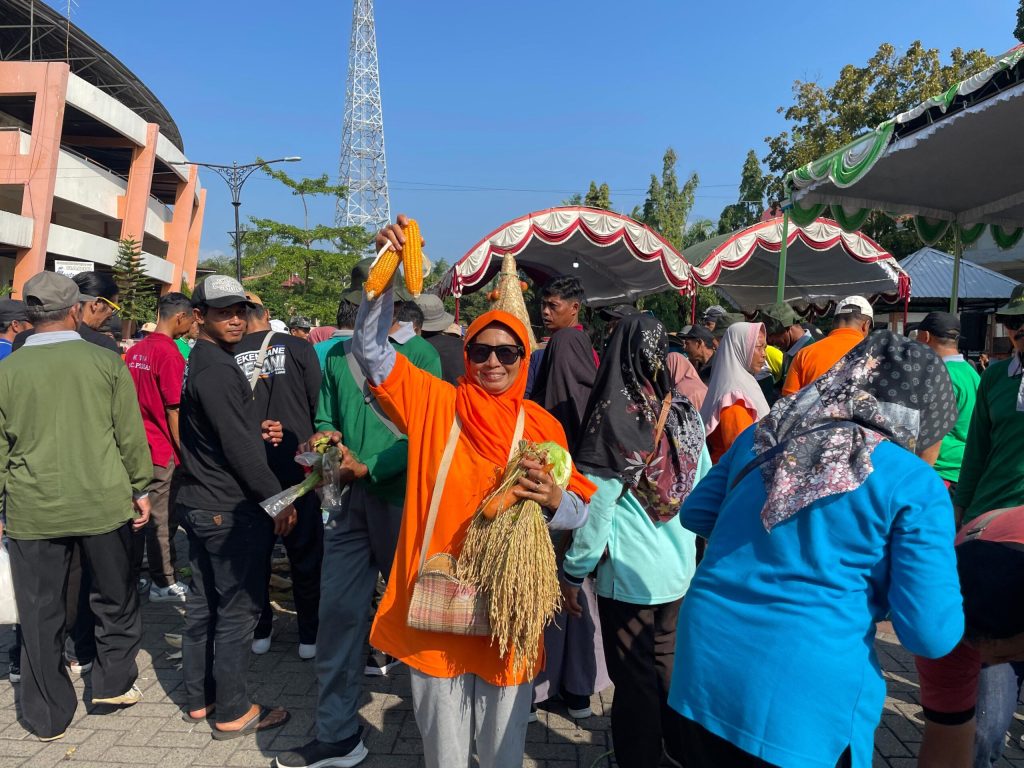 Ribuan Petani Magetan Hadiri HKP 2024.