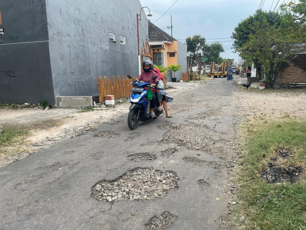 Puluhan Paket PL Senilai 5 Miliar Disperkim Magetan Disebar di&nbsp;Kelurahan.