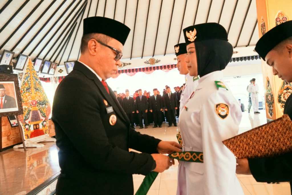 Gaduh Aturan Jilbab Paskibraka Putri, Bagaimana Paskibra Magetan?